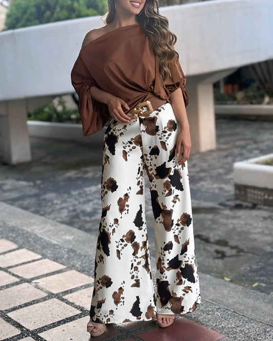 2 Pieces Outfit Skew Neck Batwing Sleeve Loose Fit Top and Cow Print Elastic Back Waist Zipper Side Wide Leg Pants Set without Belt
