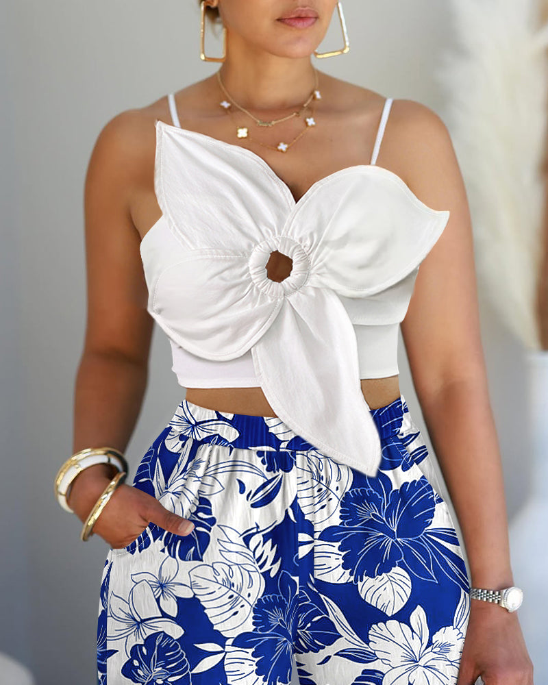 2 Pieces Outfit 3D Flower Decor Asymmetrical Neck Spaghetti Strap Top and Casual Floral Print Wide Leg Pants Set