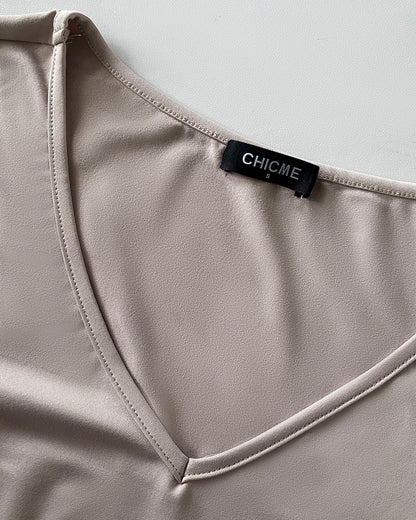 V-Neck High Stretch Tapered Drop-Crotch Casual Jumpsuit With Pockets