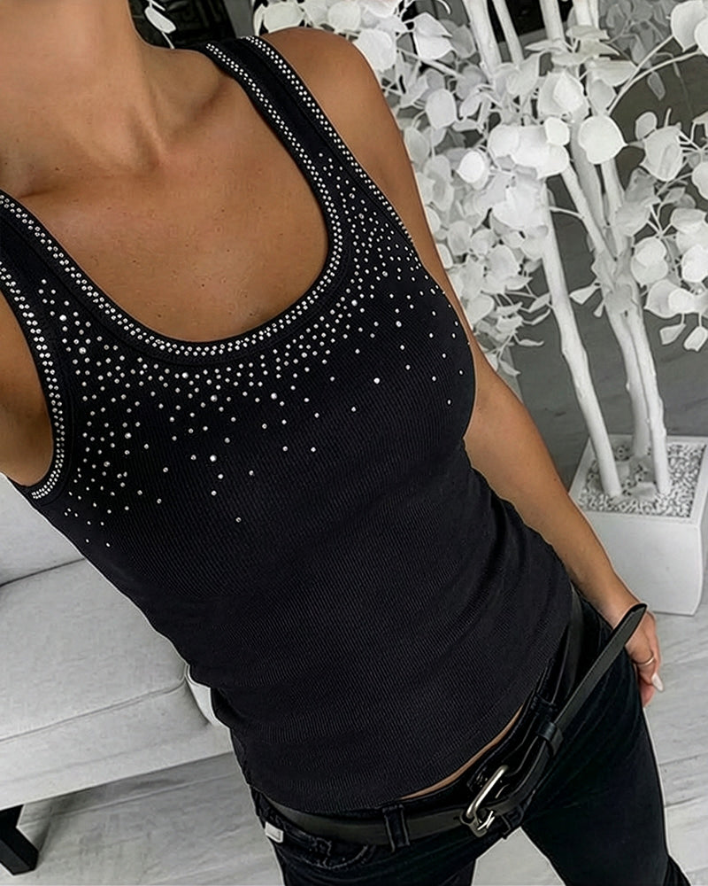 Rhinestone Decor U-Neck Sleeveless Slim Fit Ribbed Tank Top