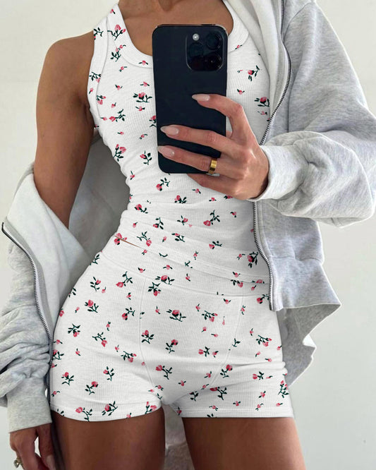2 Pieces Outfit Ditsy Floral Print U-Neck Tank Top and Elastic Waist Shorts Set Slim Fit Ribbed Set