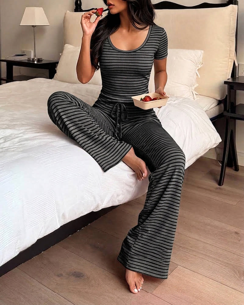 Women's 2 Piece Striped Pajama Set Short Sleeve Square Neck Crop Top and Wide Leg Pants Casual Loungewear
