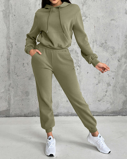 2 Pieces Outfit Kangaroo Pocket Thermal Lined Drawstring Hoodie Sweatshirt and Casual Elastic Waist Cinched Ribbed Cuffs Sporty Sweatpants Set