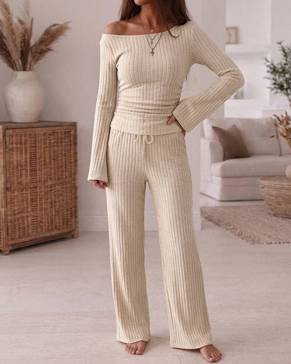 Women's 2 Piece Ribbed Knit Lounge Set Boat Neck Flare Sleeve Ruched Top and Wide Leg Pants Set