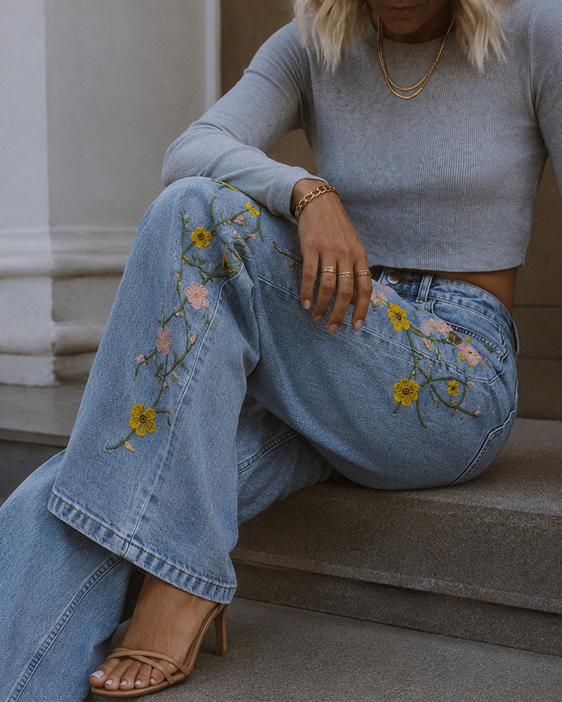 Women's High Waisted Floral Embroidered Wide Leg Jeans Washed Denim Pants
