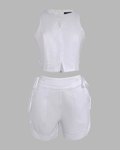 2 Pieces Outfit Button Decor Sleeveless Hollow-out Front Zipper Back Crop Top and Casual Elastic Back Waist Tie Side Shorts Set