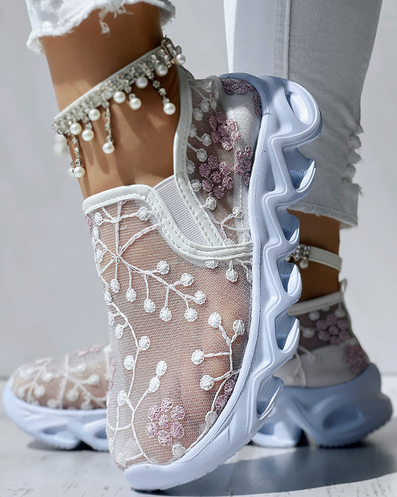 Floral Pattern Sheer Mesh Patch Round Toe Sneakers