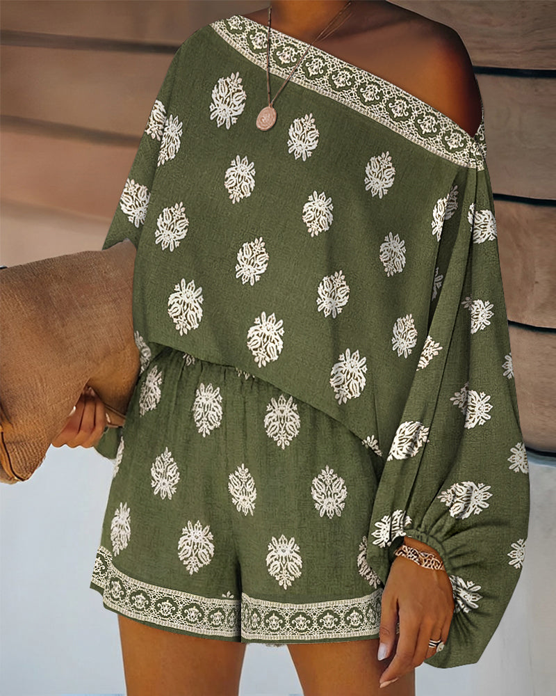 2 Pieces Outfit Boho Skew Neck Lantern Sleeve Top and Elastic Waist Shorts Set Casual Vintage Baroque Placement Print Vacation Set