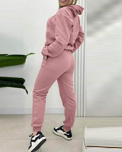 2 Pieces Outfit Kangaroo Pocket Thermal Lined Drawstring Hoodie Sweatshirt and Casual Elastic Waist Cinched Ribbed Cuffs Sporty Sweatpants Set