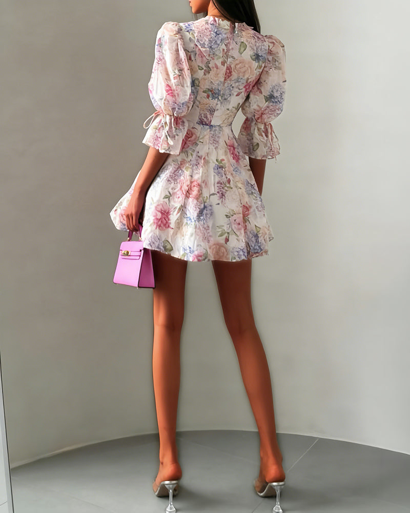 Women's 3D Floral Decor Chiffon Mini Dress Floral Print V Neck Puff Sleeve A-Line Vacation Dress