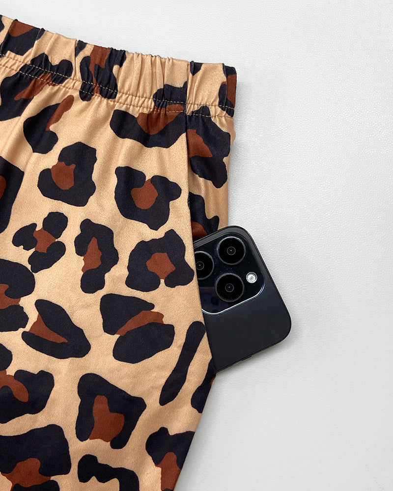 2 Pieces Outfit Letter Print & Leopard Heart Pattern Short Sleeve Top and Leopard Print Elastic Waist Pants Set Casual Pajamas Set