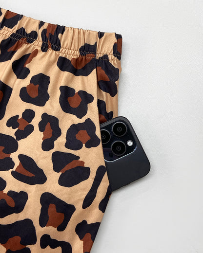 2 Pieces Outfit Letter Print & Leopard Heart Pattern Short Sleeve Top and Leopard Print Elastic Waist Pants Set Casual Pajamas Set