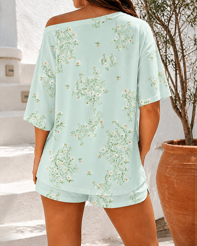 Women's Daisy Print Lounge Set Convertible Boat Neck Short Sleeve Top and Shorts Casual Pajama Set