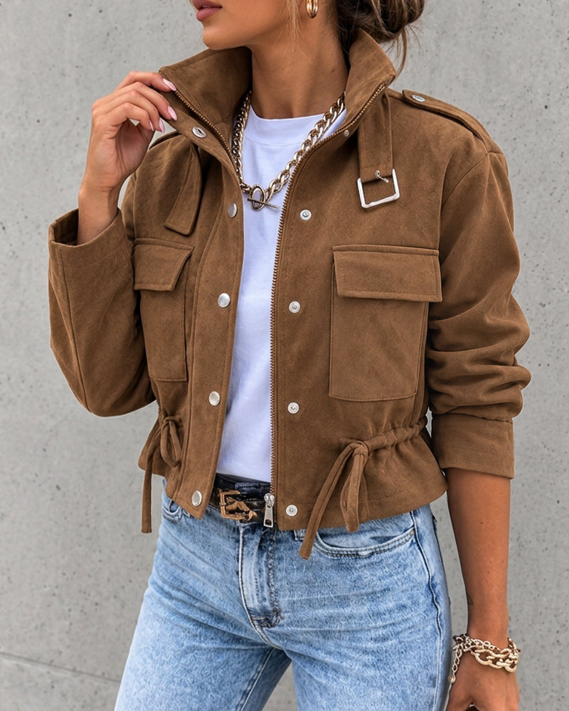 Kurze Utility-Cargojacke für Damen aus Wildleder mit Kordelzug an der Taille, Pattentaschen
