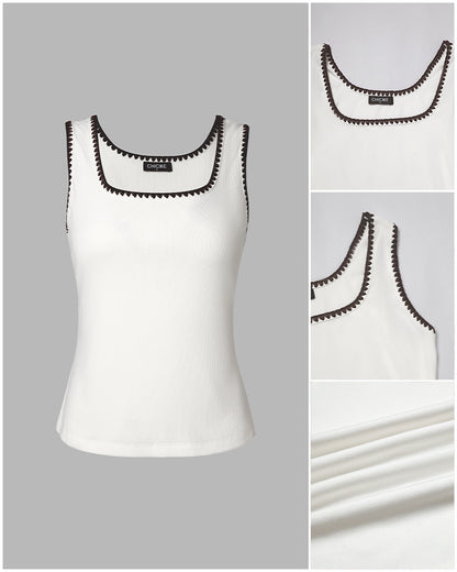 Camiseta ajustada de tirantes para mujer de canalé con escote en U y ribetes de ganchillo en contraste