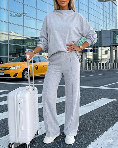 Women's 2 Piece Sweatsuit Set Mock Neck Zip Sweatshirt and High Waisted Straight Leg Sweatpants Casual Loungewear