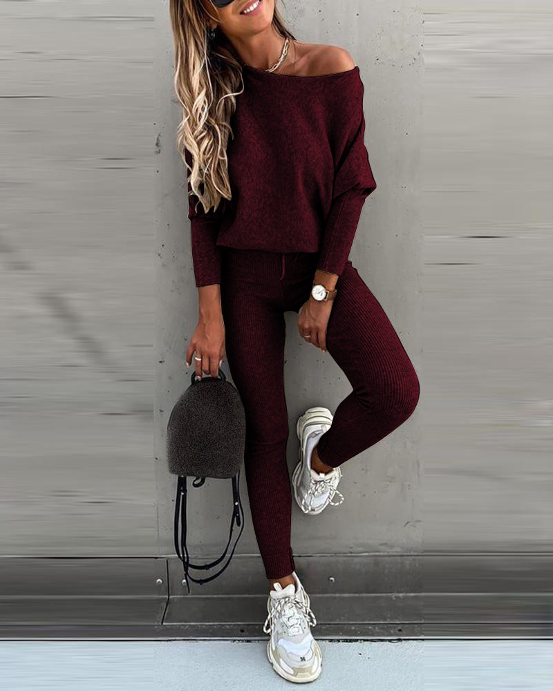 2 Pieces Outfit Skew Neck Long Sleeve Loose Pullover Top and Drawstring High Waist Slim Fit Pants Set