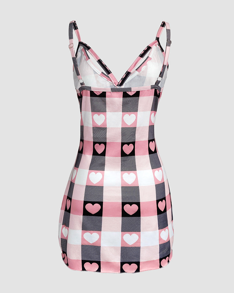 Bowknot Decor Heart & Plaid Print V Neck Adjustable Spaghetti Straps Nightgown Sexy Slim Fit Asymmetrical Hem Night Dress with Matching Panties