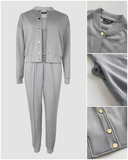 Conjunto de 3 piezas: abrigo con botones a presión delanteros, pantalones elásticos con cintura elástica, costuras delanteras y puños elásticos, y camiseta de tirantes; chándal casual con rayas laterales en contraste