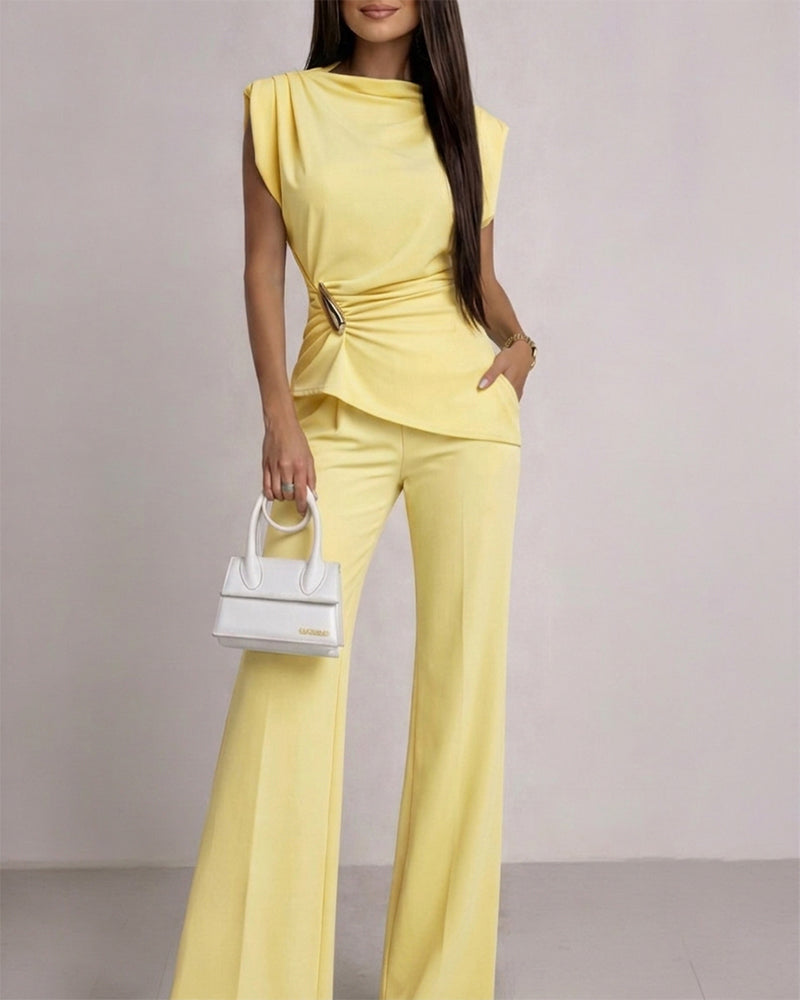 Women's 2 Piece Outfits French Style Short Sleeve Ruched Top and High Waisted Flare Pants Set Elegant Work Office Suits