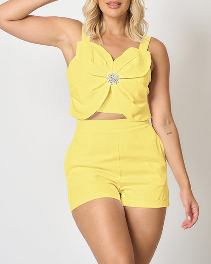 2 Pieces Outfit 3D Flower Decor Sweetheart Neck Thick Straps Shirred Back Crop Top and Casual Elastic Back Waist Shorts Set