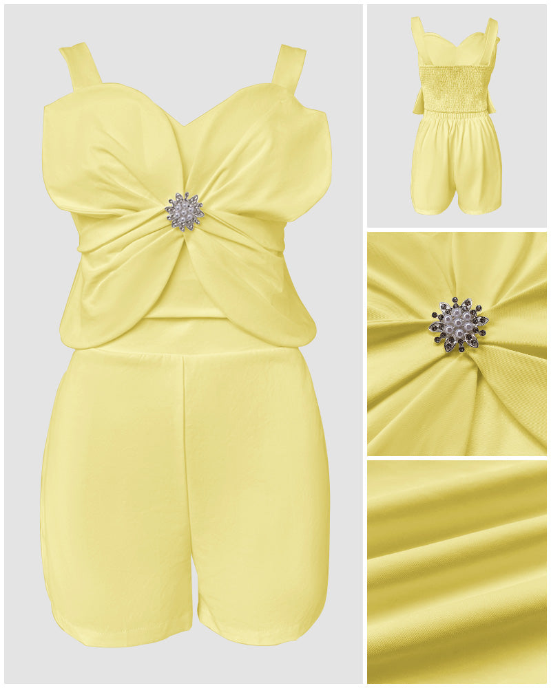 2 Pieces Outfit 3D Flower Decor Sweetheart Neck Thick Straps Shirred Back Crop Top and Casual Elastic Back Waist Shorts Set