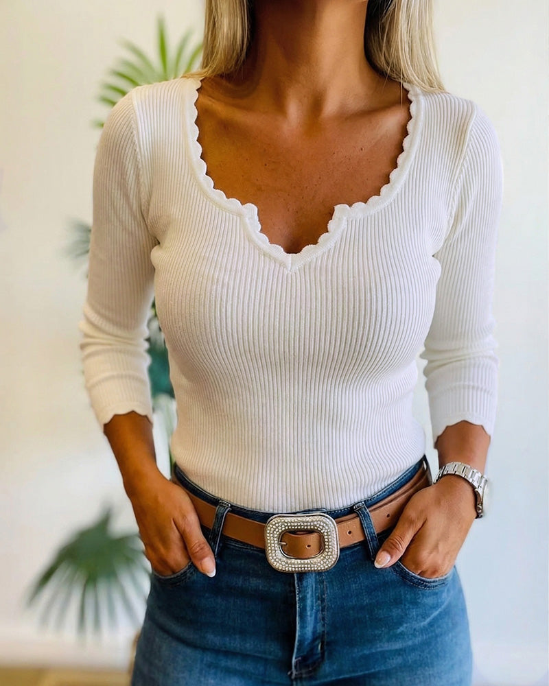 Women's Scalloped Notch Neck Knit Sweater Slim Fit Long Sleeve Ribbed Pullover Top