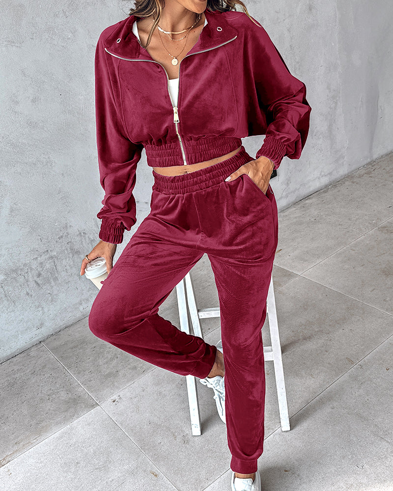 2 Piece Velvet Lounge Outfits Zip Up Crop Sweatshirt and Cuffed Sweatpants with Pockets