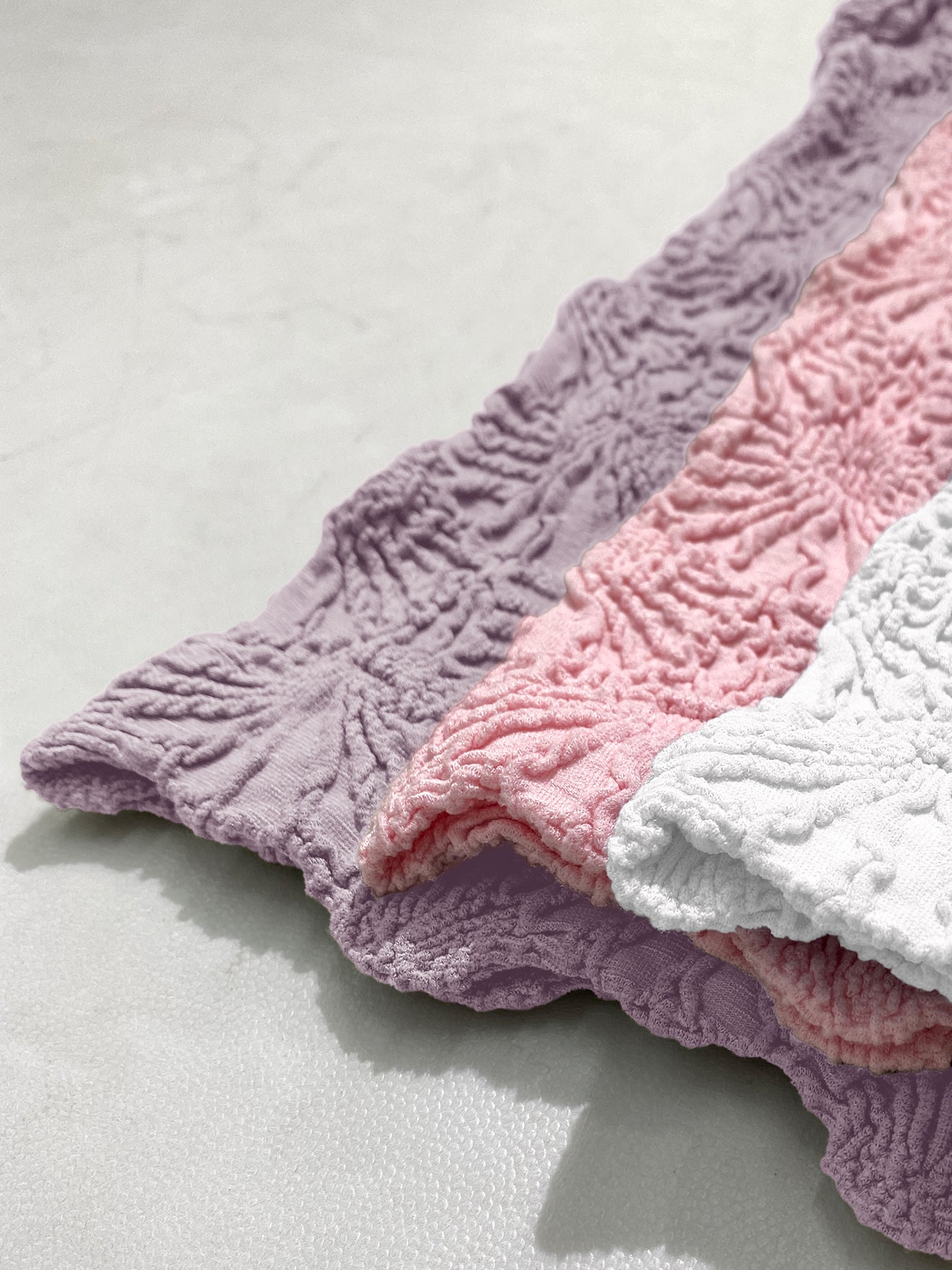 3-Pack Wide Strap Tank Tops Lettuce Trim Cami Tops with Floral Jacquard