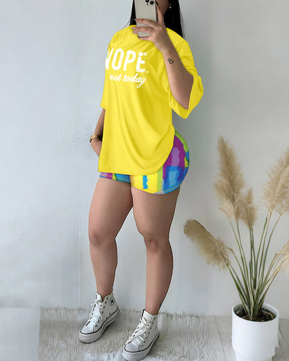 2 Pieces Outfit Letter Print Round Neck Short Sleeve Casual Top and Tie Dye Print Slim Fit Shorts Set