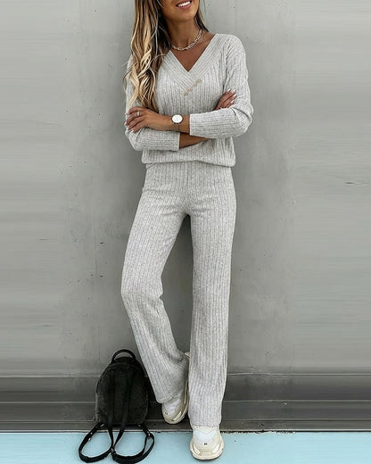 2 Pieces Outfit Button Decor V-Neck Long Sleeve Top and Elastic Waist Straight Leg Pants Set Casual Ribbed Set
