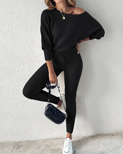 2 Pieces Outfit Skew Neck Long Sleeve Loose Pullover Top and Drawstring High Waist Slim Fit Pants Set