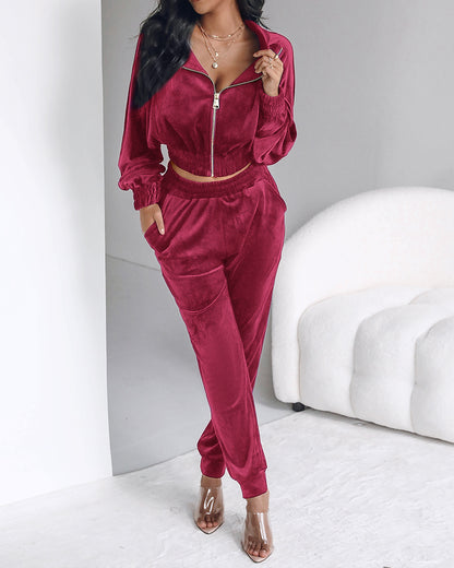 2 Piece Velvet Lounge Outfits Zip Up Crop Sweatshirt and Cuffed Sweatpants with Pockets