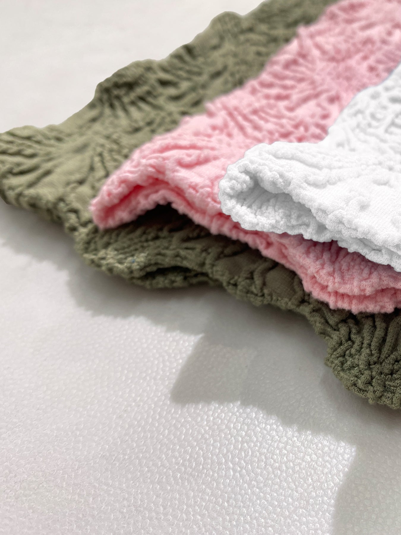 3-Pack Wide Strap Tank Tops Lettuce Trim Cami Tops with Floral Jacquard