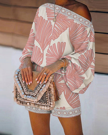 Women's Tropical Leaf Print 2 Piece Set Skew Neck Lantern Sleeve Top and Elastic Waist Shorts with Pockets & Lace