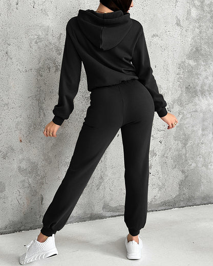 2 Pieces Outfit Kangaroo Pocket Thermal Lined Drawstring Hoodie Sweatshirt and Casual Elastic Waist Cinched Ribbed Cuffs Sporty Sweatpants Set