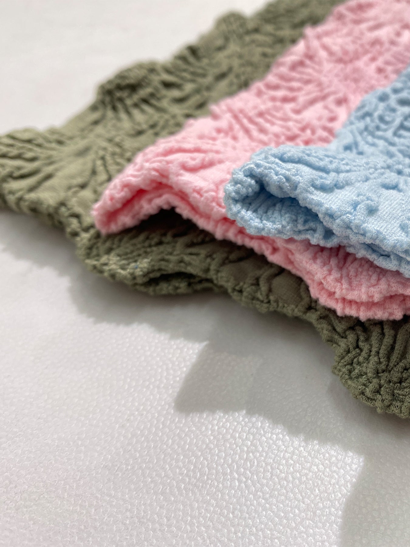 3-Pack Wide Strap Tank Tops Lettuce Trim Cami Tops with Floral Jacquard