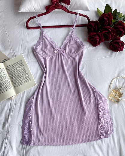 Ribbed V-Neck Spaghetti Strap Contrast Lace Bowknot Decor Mini Sleepdress Slit Nightgown