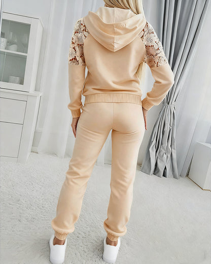 2 Pieces Outfit Guipure Lace Spliced Kangaroo Pocket Drawstring Hoodie Sweatshirt and Drawstring Elastic Waist Jogger Sweatpants Set