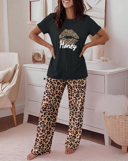 2 Pieces Outfit Lip & Honey Letter Print Short Sleeve Top and Elastic Waist Pants Set Casual Leopard Print Pajamas Set