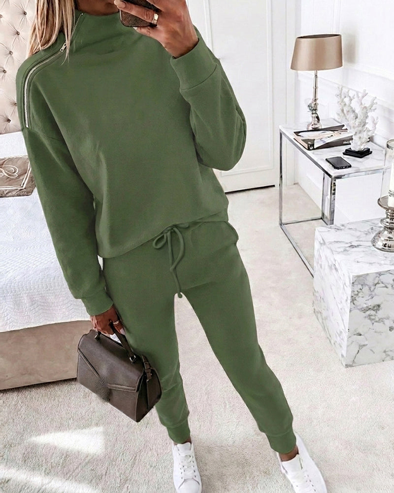 Women's 2 Piece Sweatsuit Outfits Zipper Mock Neck Sweatshirt and Joggers Pants Set Casual Loungewear with Pockets