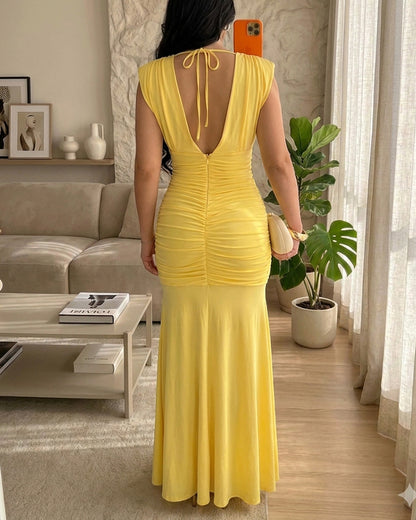 Women's Sleeveless V Neck Bodycon Maxi Dress Sexy Backless Ruched Long Dress Elegant Slit Evening Gown