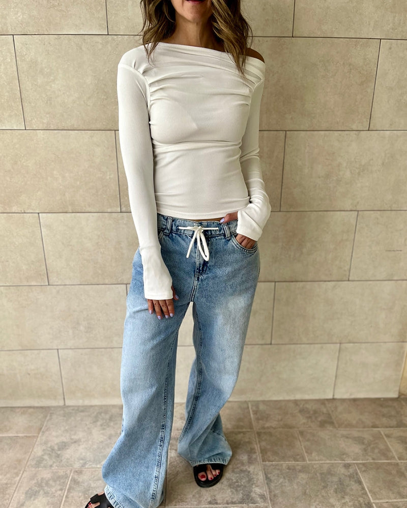 Skew Neck Long Sleeve Ruched Tee Casual Slim Fit Top with Thumb Hole Cuffs