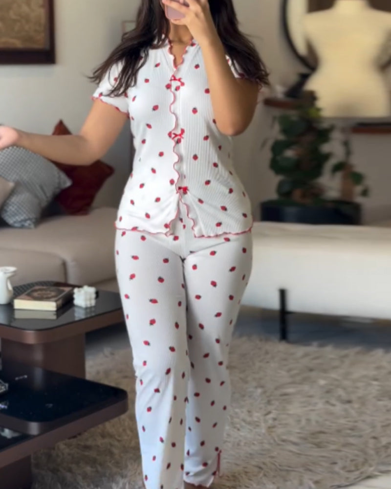 2 Pieces Outfit Strawberry Print Stand Collar Short Sleeve T-shirt and Pants Pajamas Set