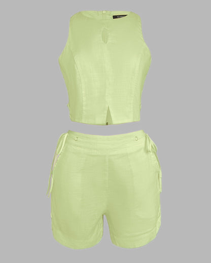 2 Pieces Outfit Button Decor Sleeveless Hollow-out Front Zipper Back Crop Top and Casual Elastic Back Waist Tie Side Shorts Set