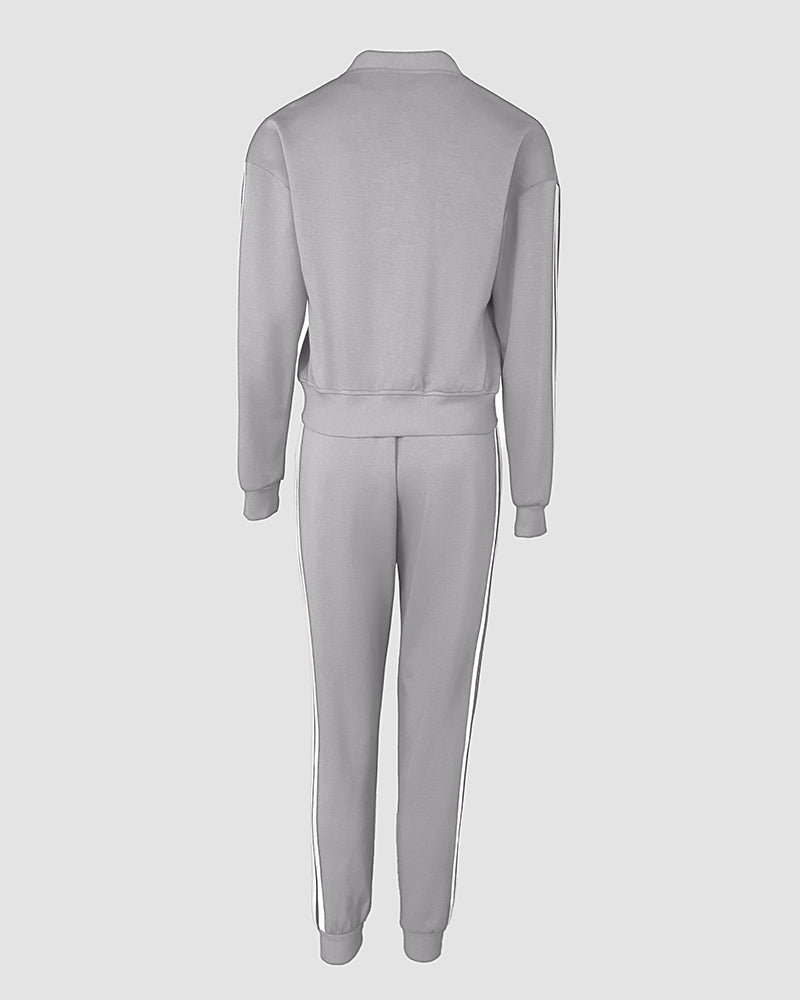 Conjunto de 3 piezas: abrigo con botones a presión delanteros, pantalones elásticos con cintura elástica, costuras delanteras y puños elásticos, y camiseta de tirantes; chándal casual con rayas laterales en contraste