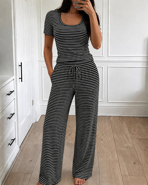 Women's 2 Piece Striped Pajama Set Short Sleeve Square Neck Crop Top and Wide Leg Pants Casual Loungewear
