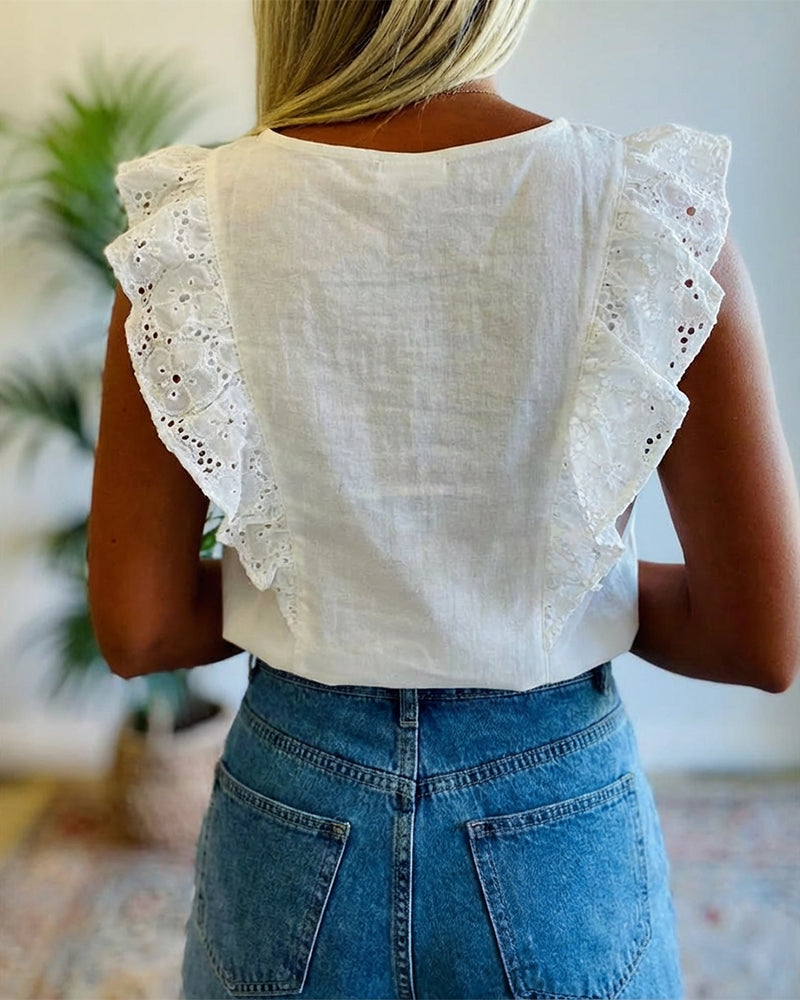 V-Neck Ruffles & Hollow-out Lace Floral Pattern Spliced Tee Casual Sleeveless Top