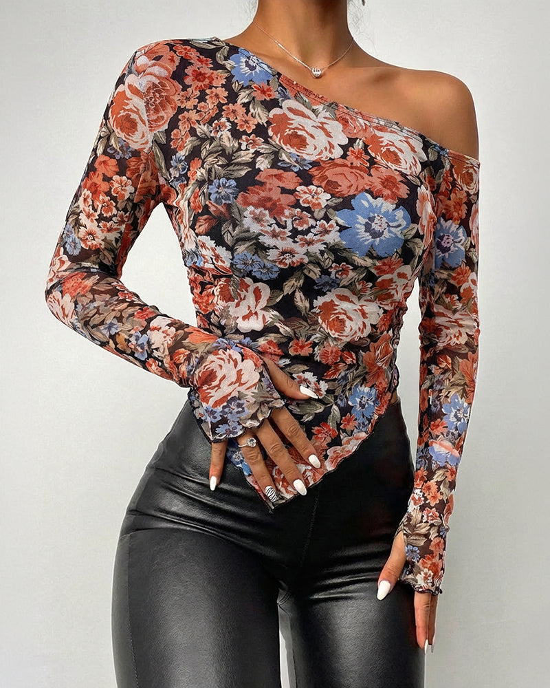 Vintage Floral Print Skew Neck Long Sleeve Asymmetrical Hem Tee Slim Fit Side Ruched Sheer Mesh Top with Thumb Hole Cuffs & Lining