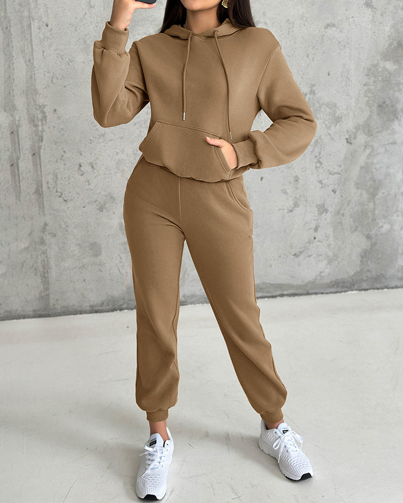 2 Pieces Outfit Kangaroo Pocket Thermal Lined Drawstring Hoodie Sweatshirt and Casual Elastic Waist Cinched Ribbed Cuffs Sporty Sweatpants Set